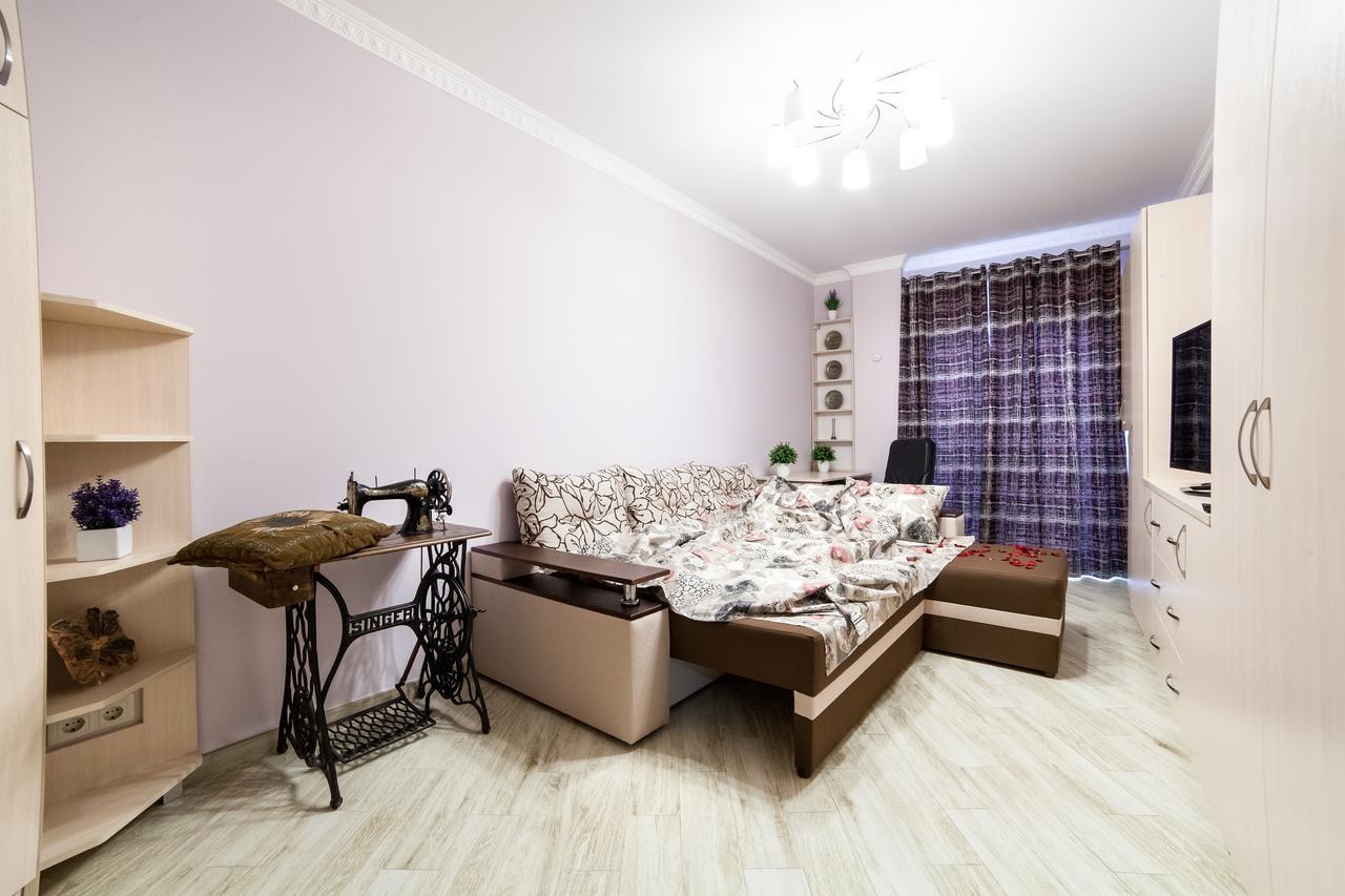 Apartamento Lviv Land Exterior foto