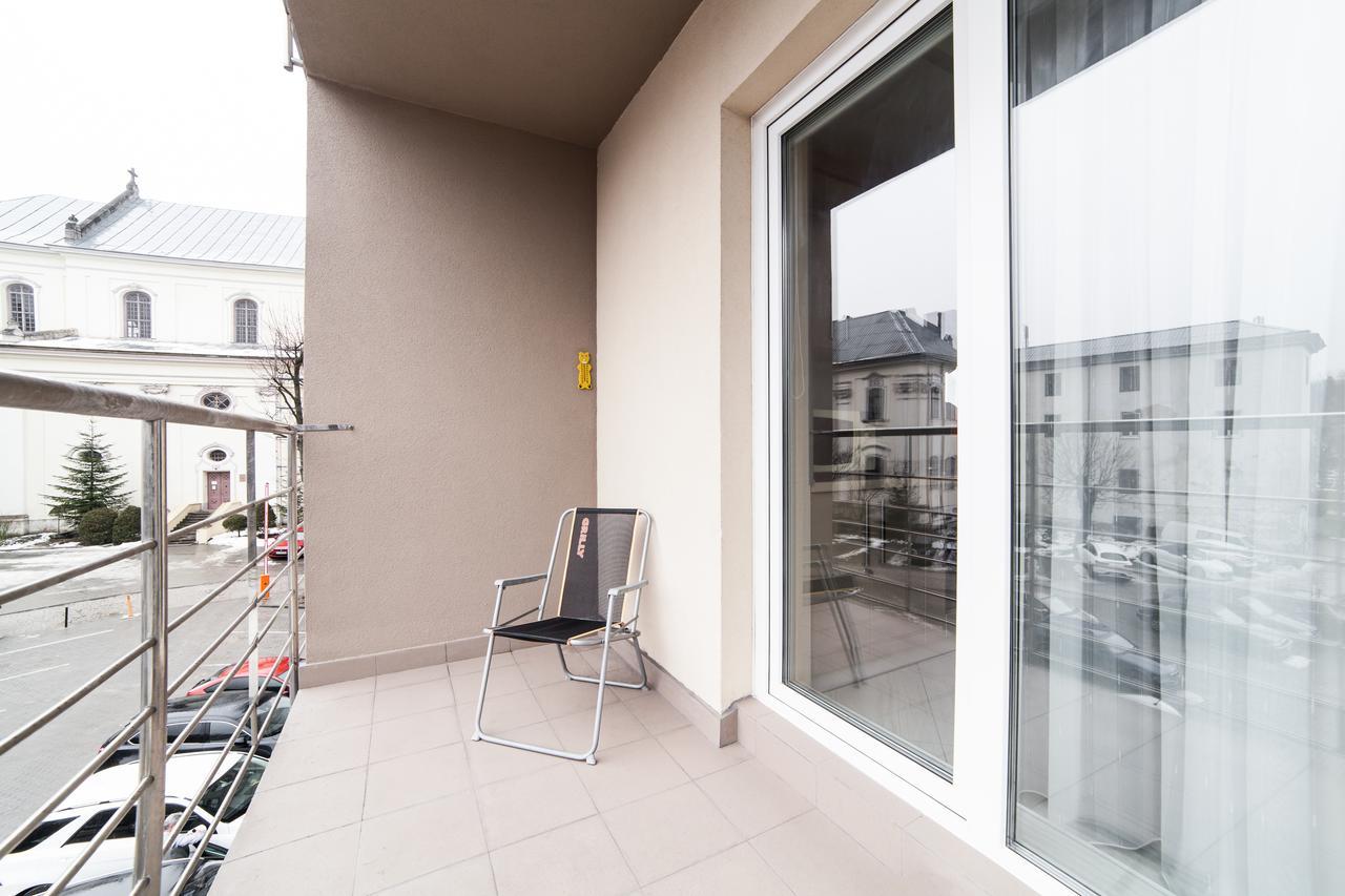 Apartamento Lviv Land Exterior foto