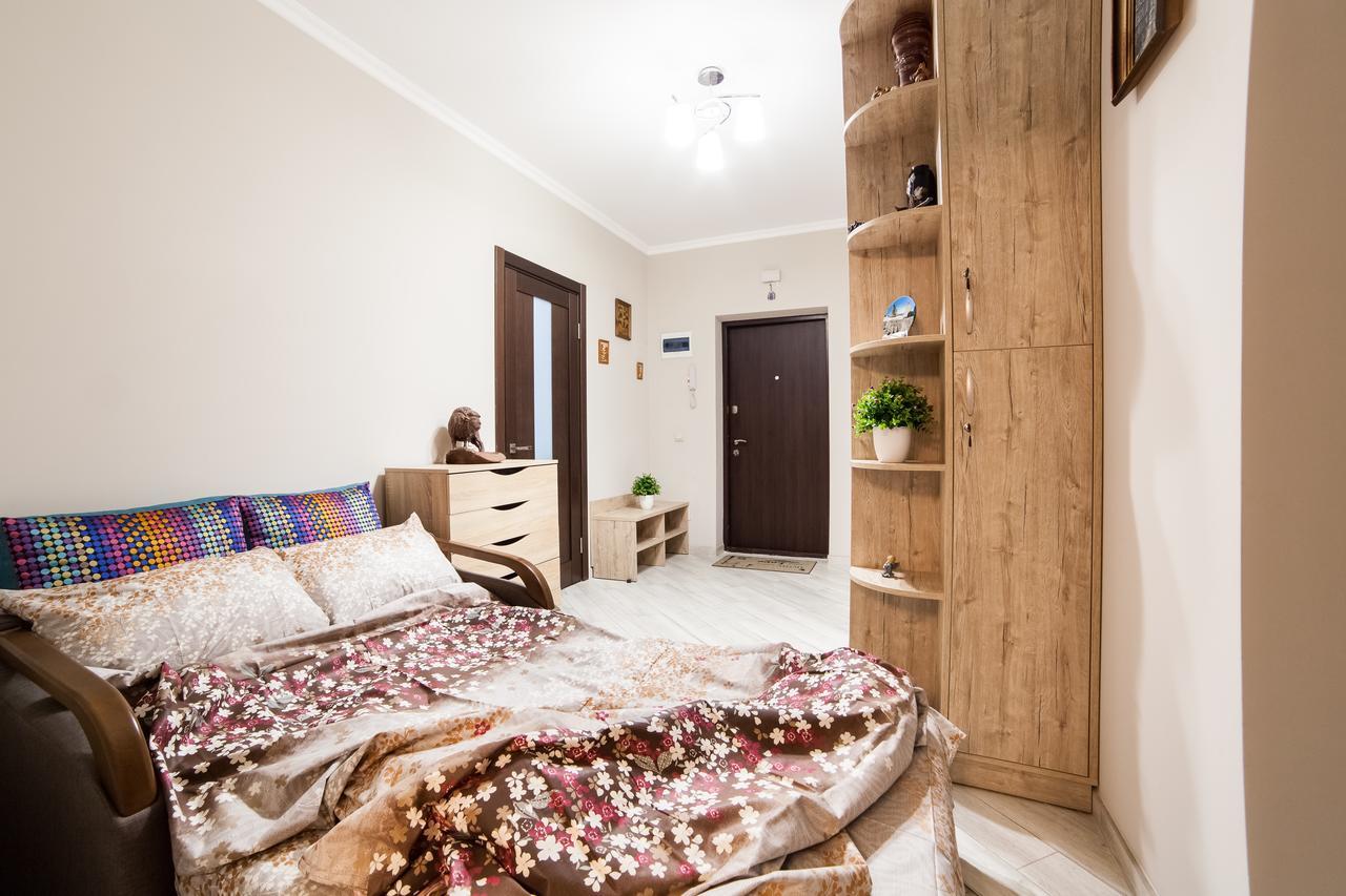 Apartamento Lviv Land Exterior foto