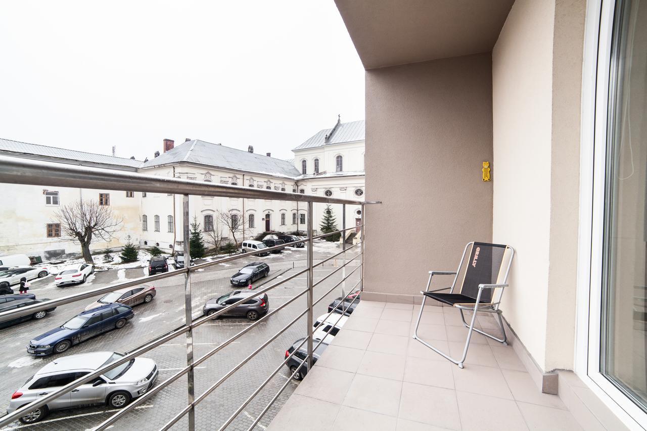 Apartamento Lviv Land Exterior foto